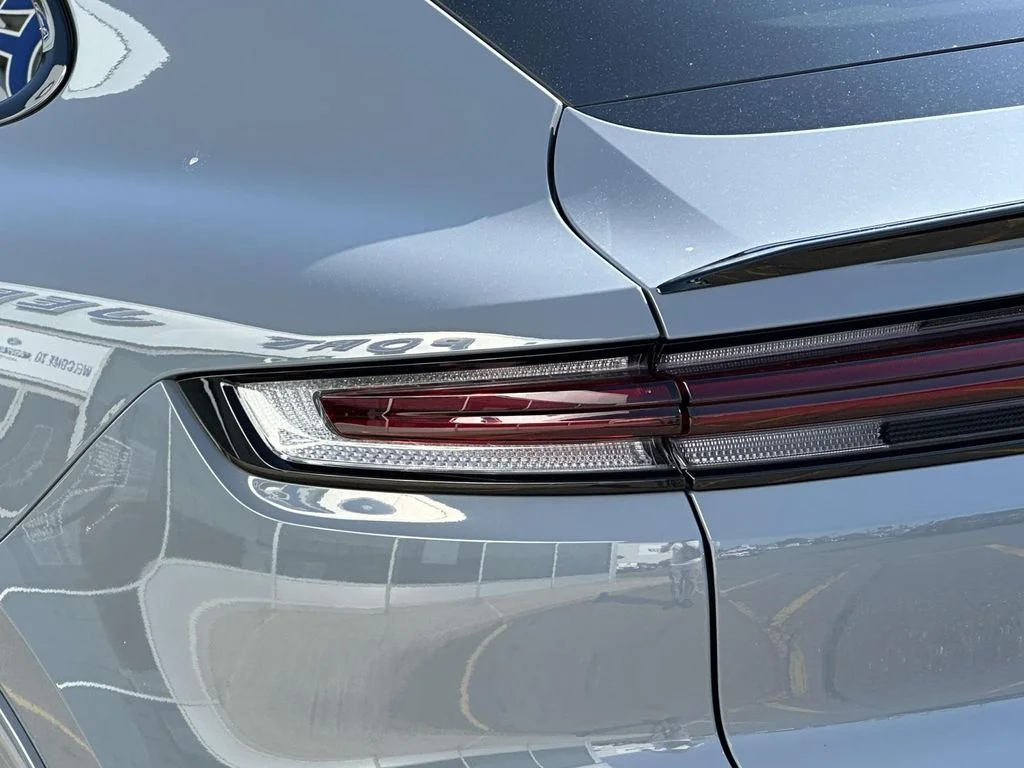 Used 2024 Chalk Porsche S image 11