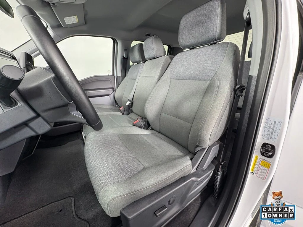 Used 2025 Oxford White Ford XLT image 16