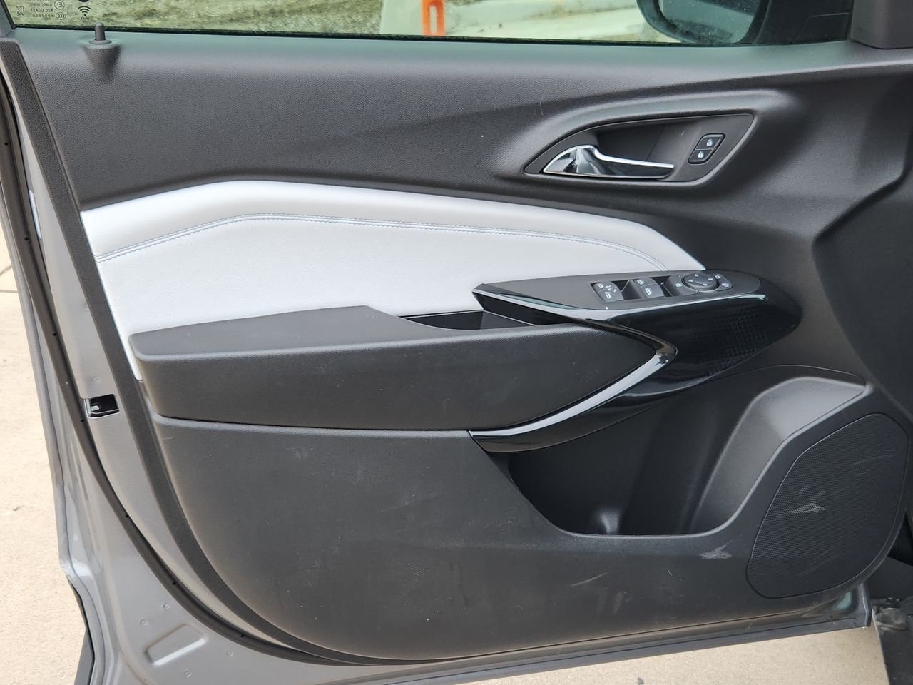 2025 Chevrolet Trax LT - Photo 51