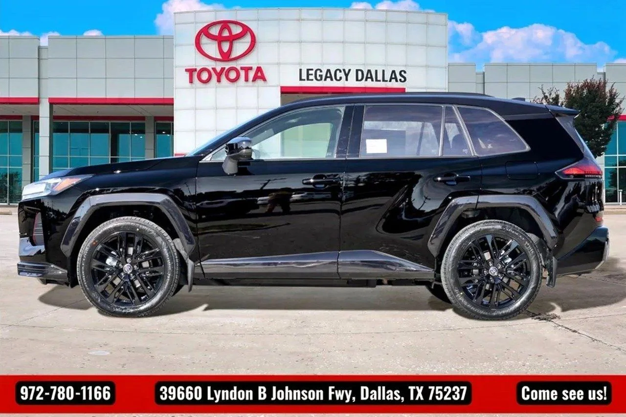 2026 Toyota RAV4 XSE - Photo 6