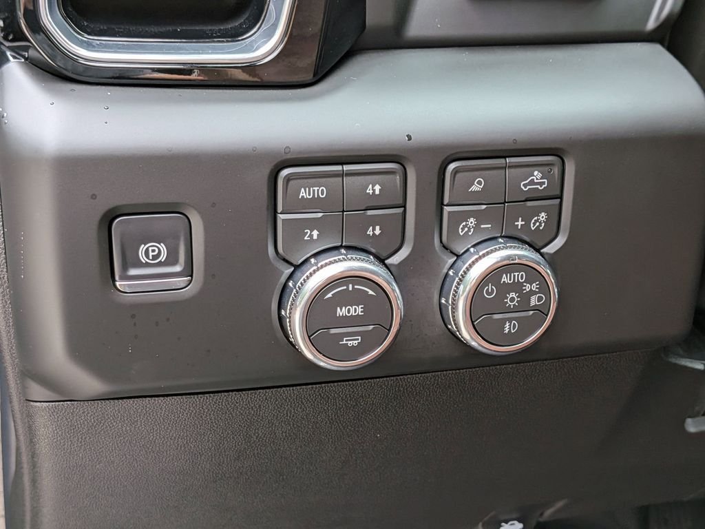 Used 2026 Black GMC Denali Ultimate image 18