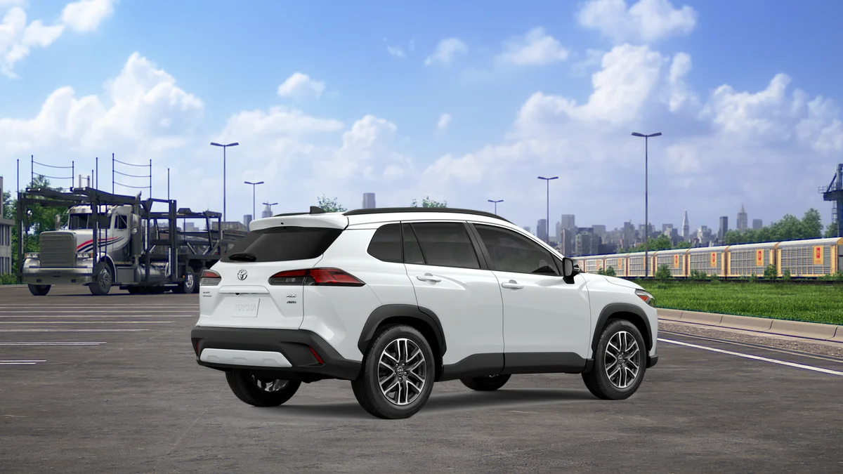 New 2026 Wind Chill Pearl Toyota XLE image 9