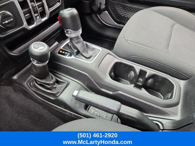Used 2018 Billet Silver Metallic Jeep Unlimited Sport S image 27
