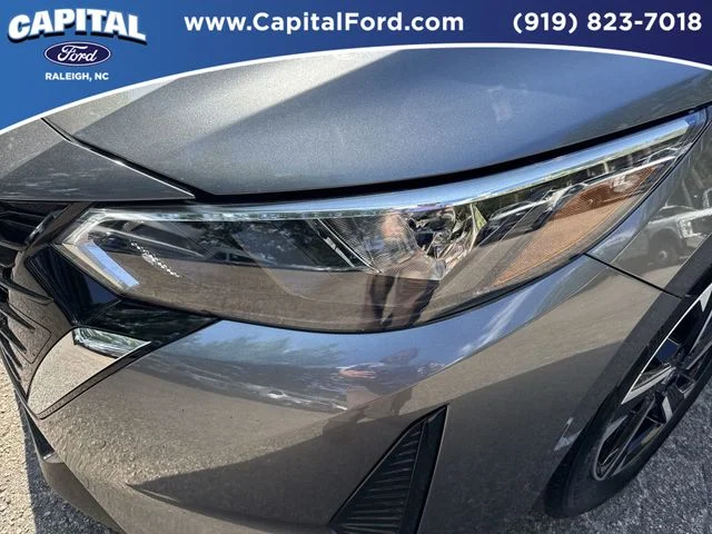 Used 2025 Gray Nissan SV image 11
