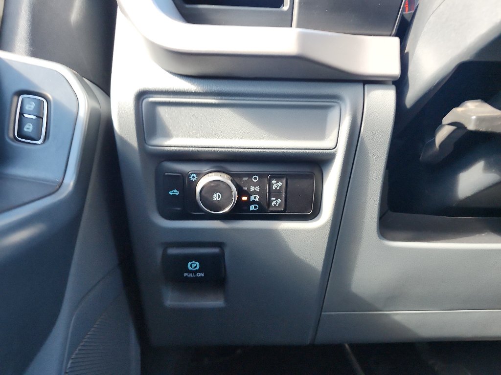 Used 2023 Carbonized Gray Metallic Ford XLT image 22