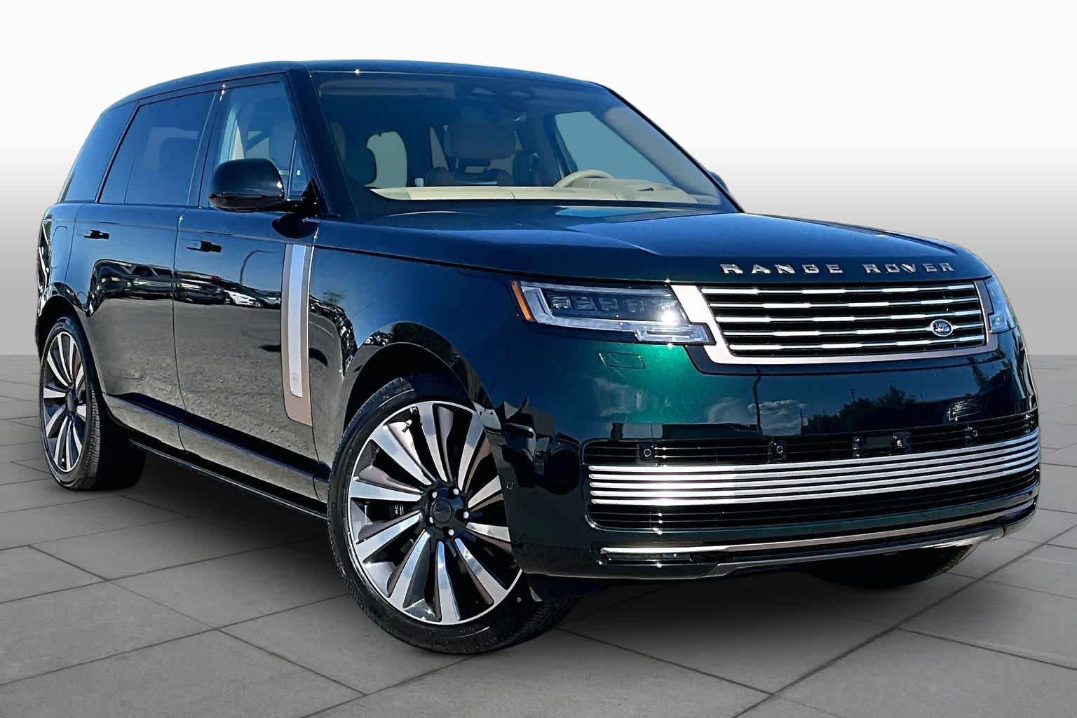 New 2026 British Racing Green Land Rover SV image 2