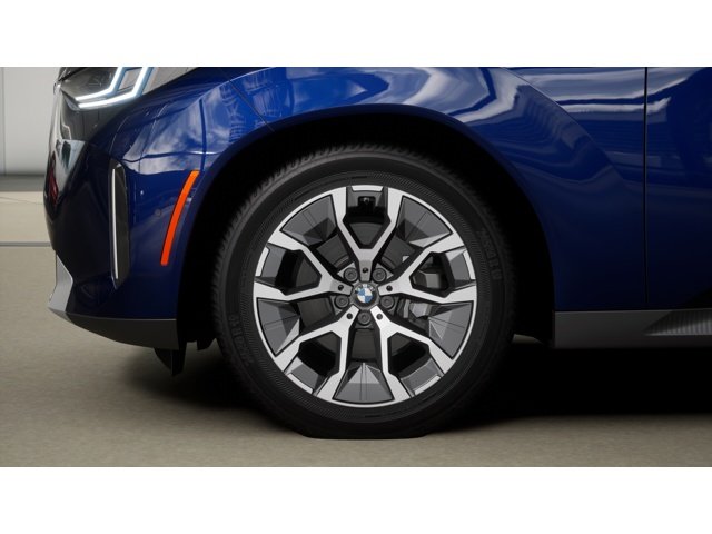 New 2026 Tanzanite Blue II Metallic BMW 30 xDrive image 7