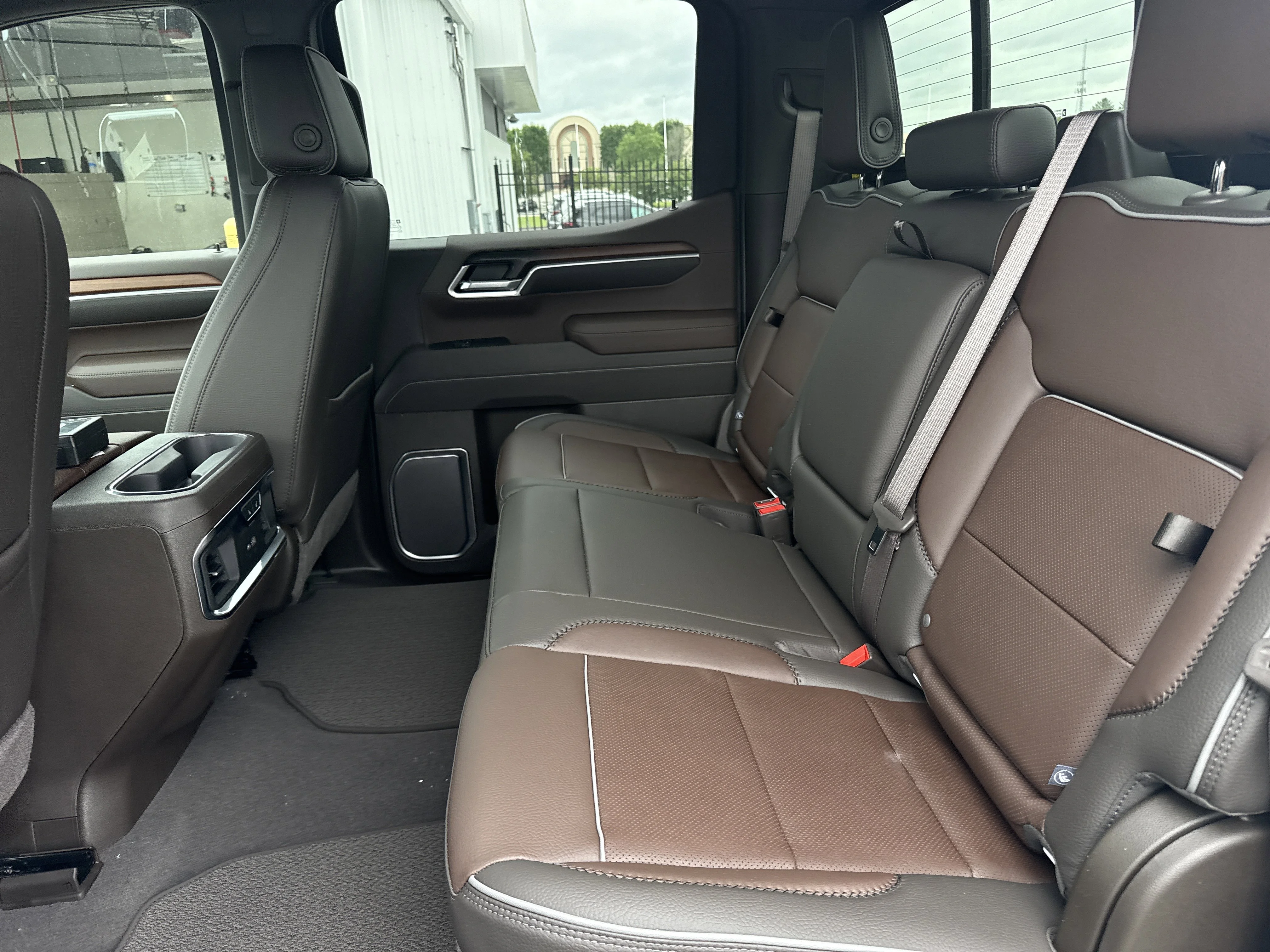 New 2026 Glacier White Tricoat GMC Denali 4WD image 4