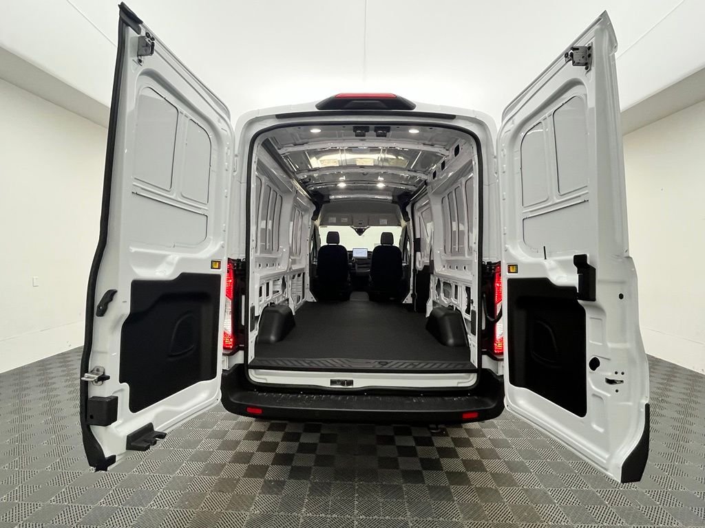 New 2026 White Ford Base image 11