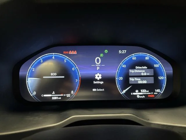 Used 2025 WIND CHILL PEARL Toyota  image 13