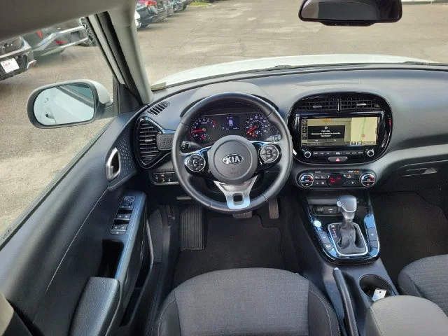 Used 2021 White Kia EX image 11