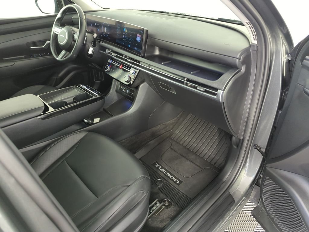 Used 2025 Gray Hyundai SEL Convenience image 36