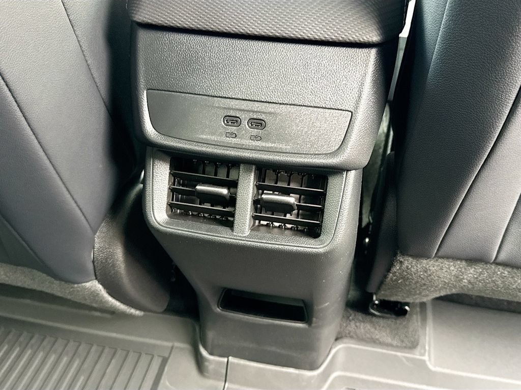 2026 Chevrolet Equinox LT - Photo 28
