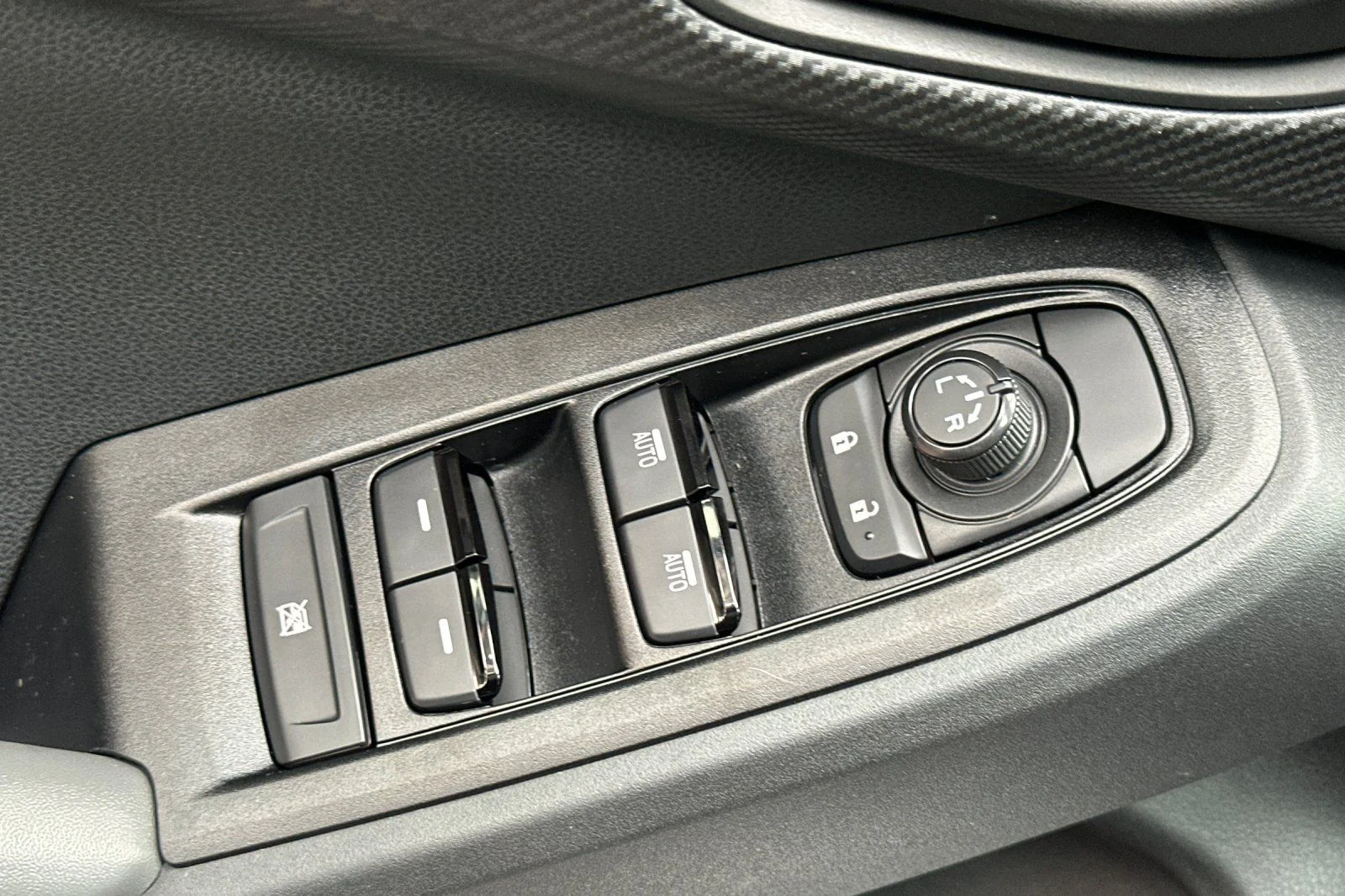 New 2026 ICE SILVER METALLIC Subaru Wilderness image 13