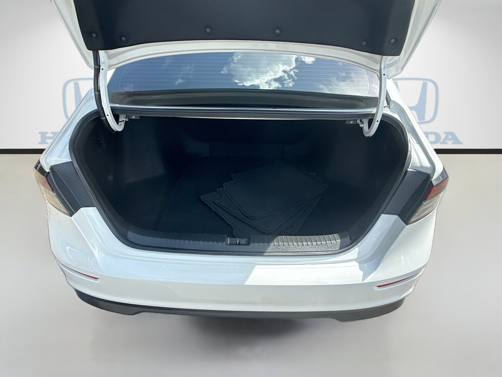 2024 Honda Accord EX - Photo 25