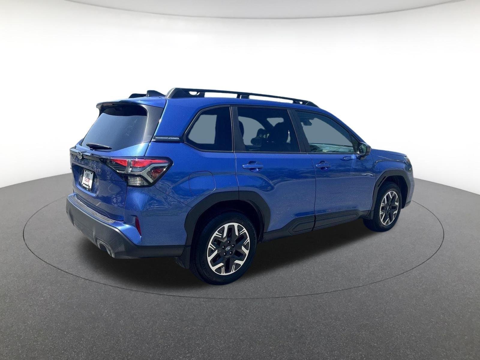 Used 2026 Daybreak Blue Pearl Subaru Premium image 7