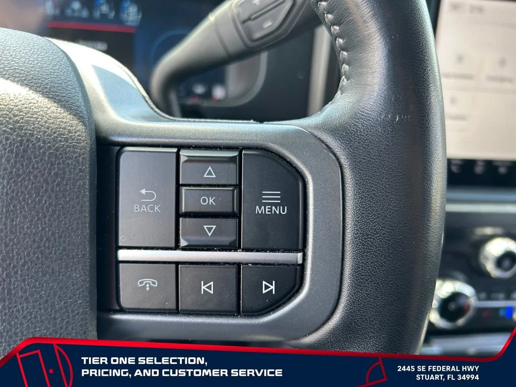 Used 2024 Gray Ford LARIAT image 15