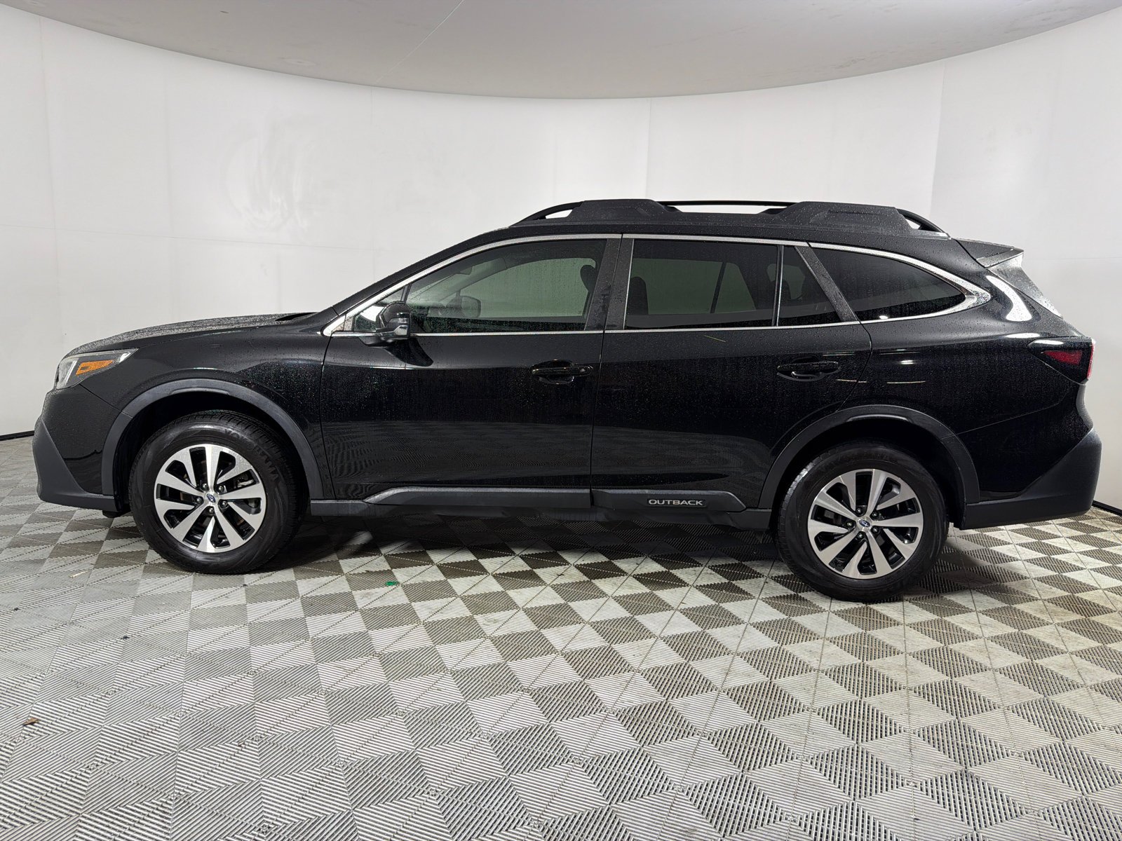 Used 2020 Crystal Black Silica Subaru Premium image 8