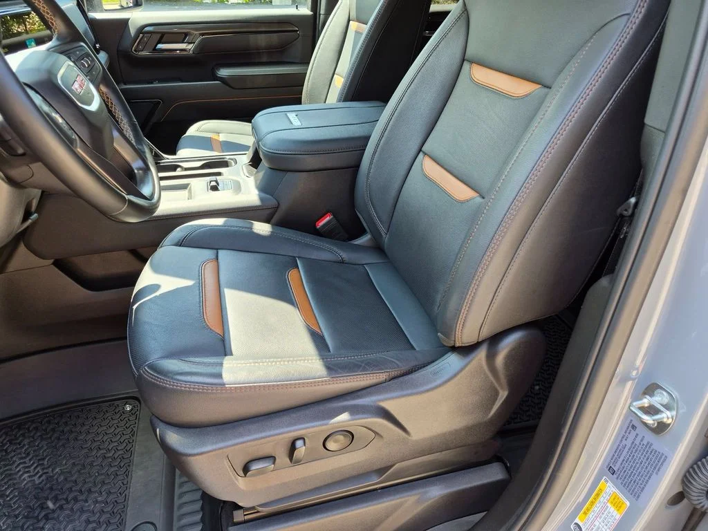 Used 2024 Gray GMC AT4 image 27