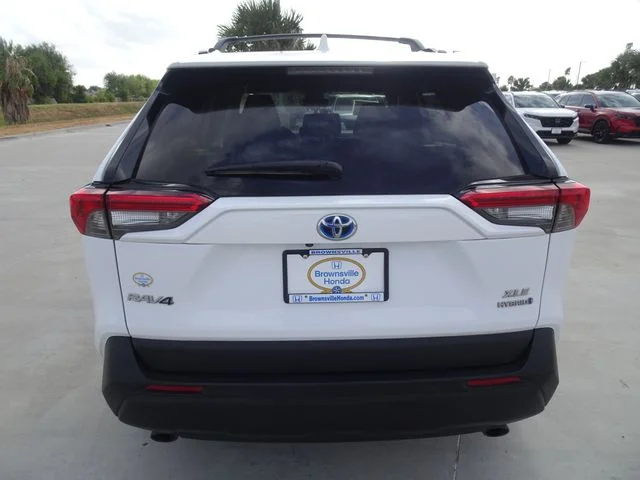 Used 2024 Ice Toyota XLE image 5