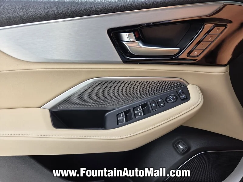 Used 2024 Platinum White Pearl Acura FWD W/TECHNOLOGY PACKAGE image 17