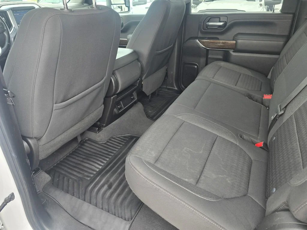 Used 2023 White GMC SLE image 13