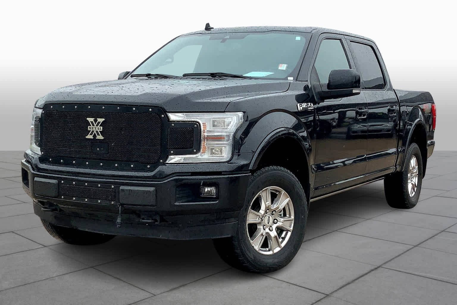 Used 2020 Agate Black Metallic Ford LARIAT image 3