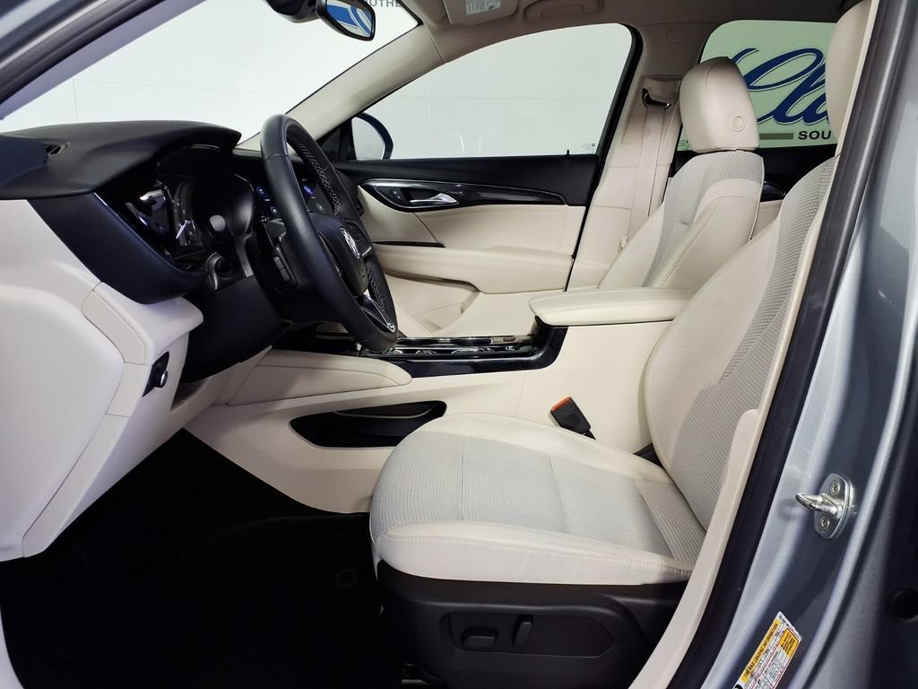 Used 2023 MOONSTONE GRAY METALLIC Buick Preferred image 7
