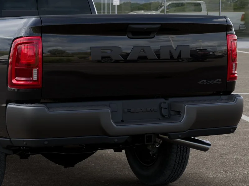 New 2026 Diamond Black Crystal Pearl-Coat Exterior Paint RAM Tradesman image 38