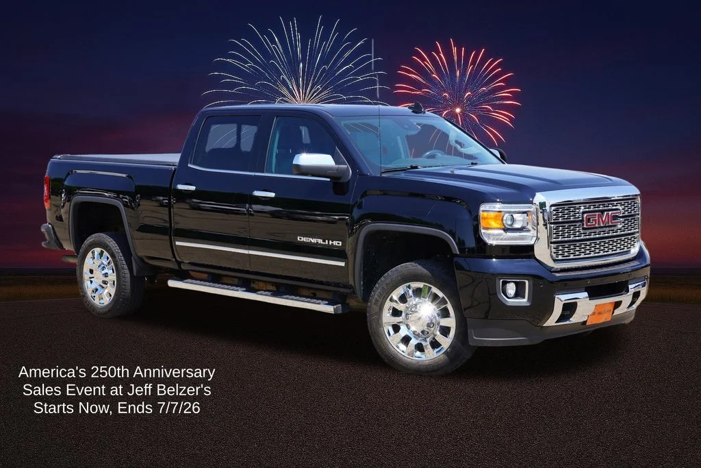 2019 GMC Sierra 4WD Crew Cab Standard Box Denali's photo