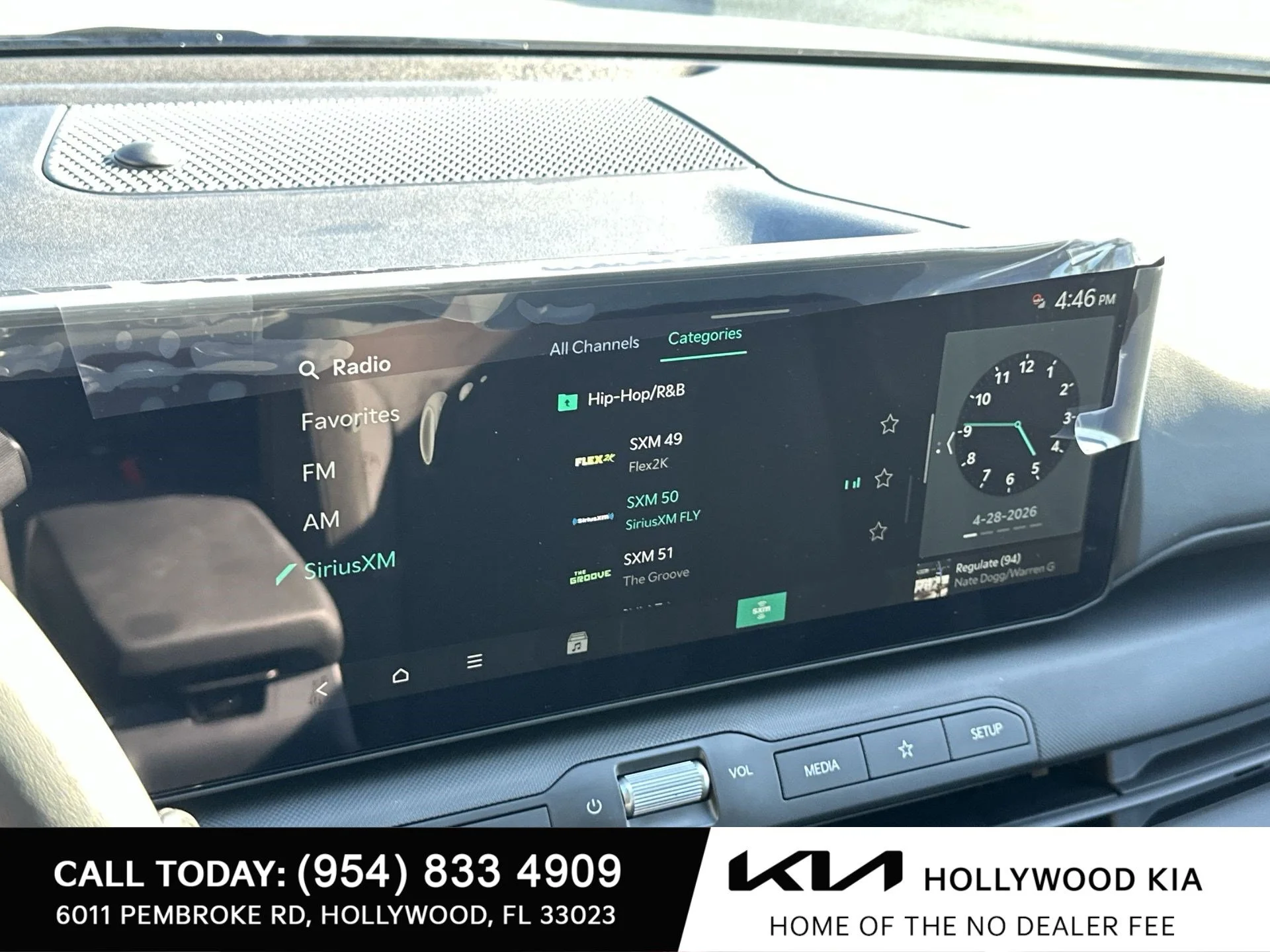 New 2026 Snow White Pearl Kia LXS image 23