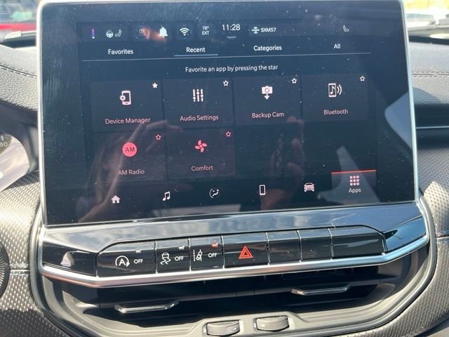 New 2026 Hydro Blue Pearlcoat Jeep Latitude image 31
