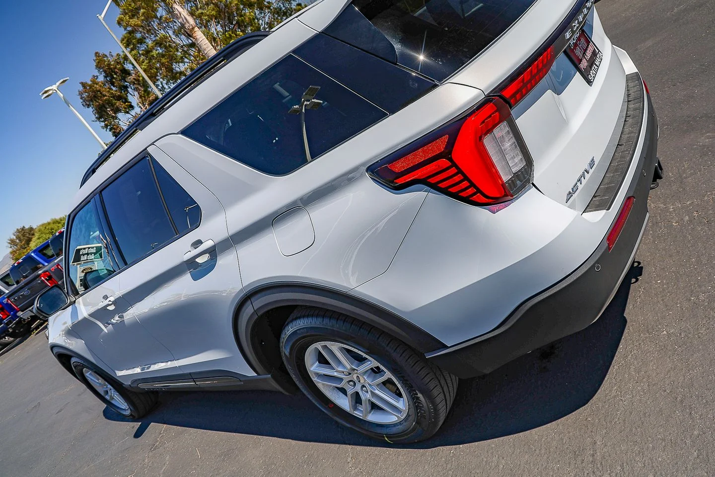 New 2026 Space White Metallic Ford Active image 8