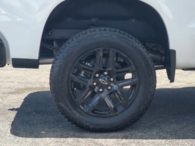 Used 2026 Summit White Chevrolet LT Trail Boss image 34