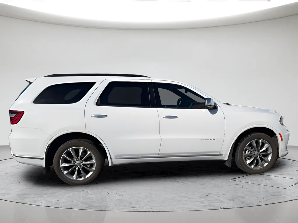 Used 2022 White Dodge Citadel image 2