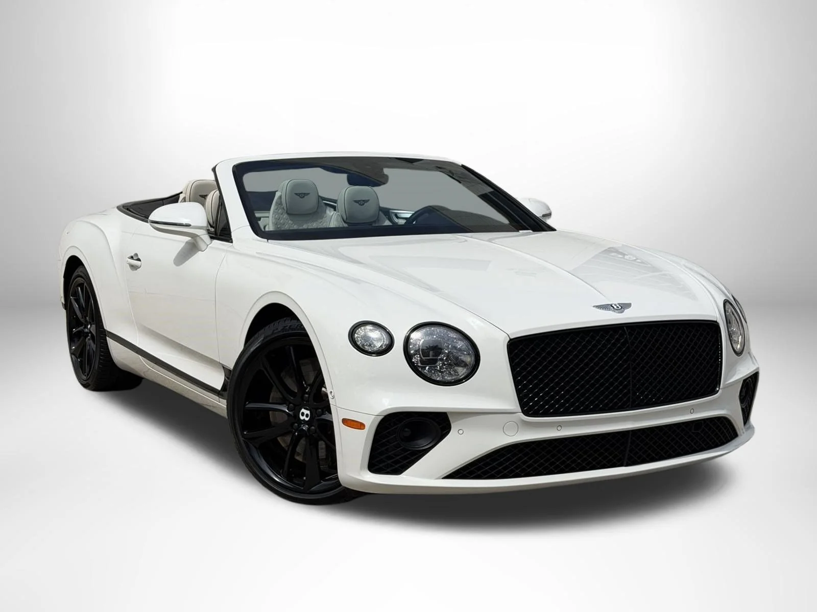 Used 2020 Glacier White Bentley  image 1