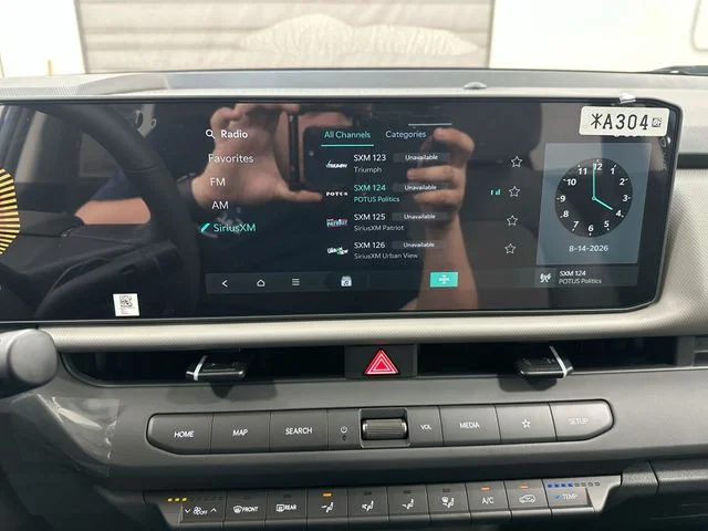 New 2027 Frost Blue / Black Roof Kia S image 13