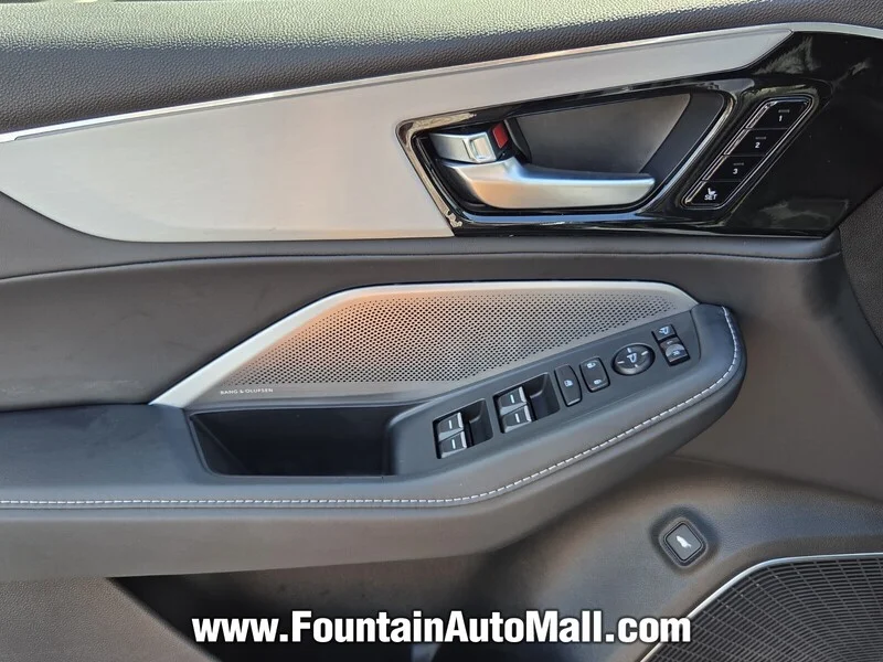 Used 2026 Solar Silver Metallic Acura FWD w/Technology Package image 17