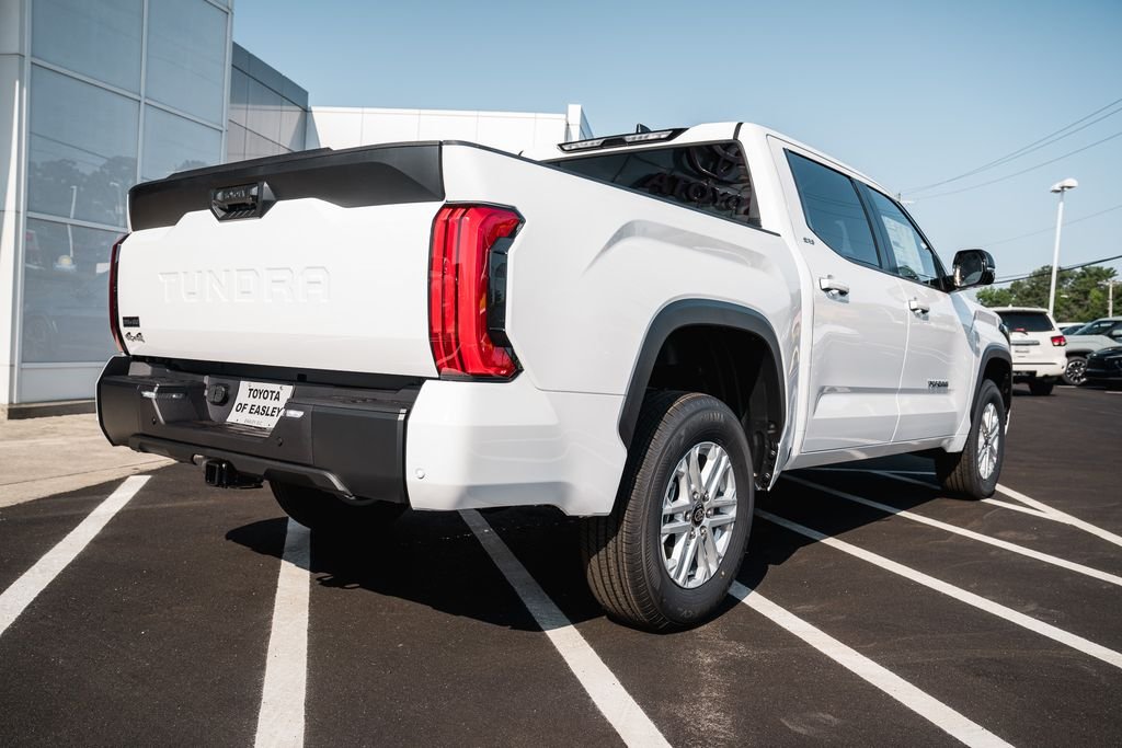 New 2026 Ice Cap Toyota SR5 image 8