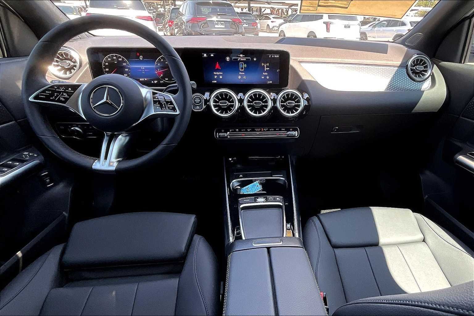 Certified Used 2025 Cirrus Silver Metallic Mercedes-Benz GLA 250 image 7