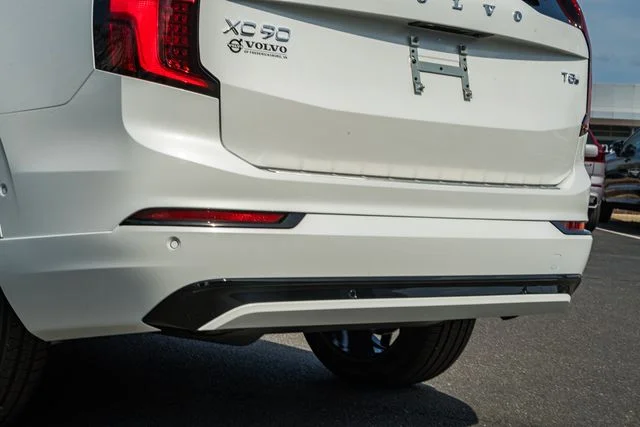 New 2026 Crystal White Volvo T8 Ultra image 9