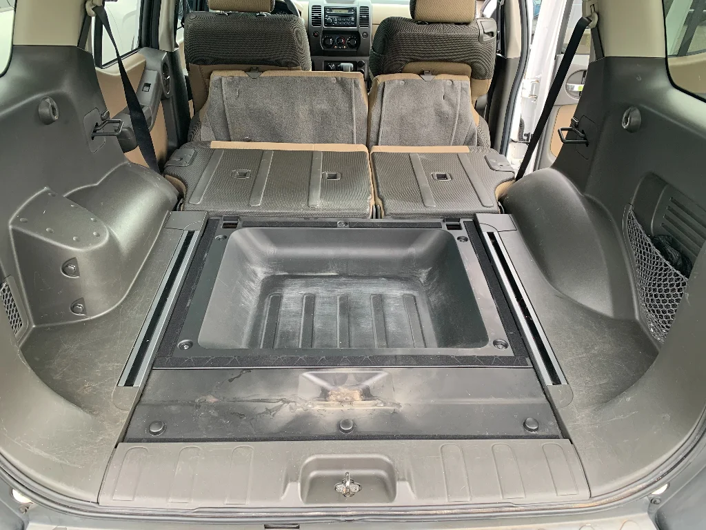 Used 2007 Avalanche Nissan S image 26