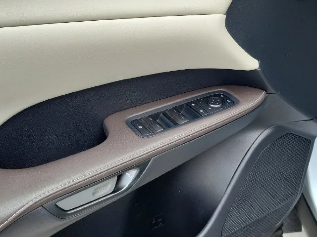 Used 2024 Silver Lexus 350 image 20