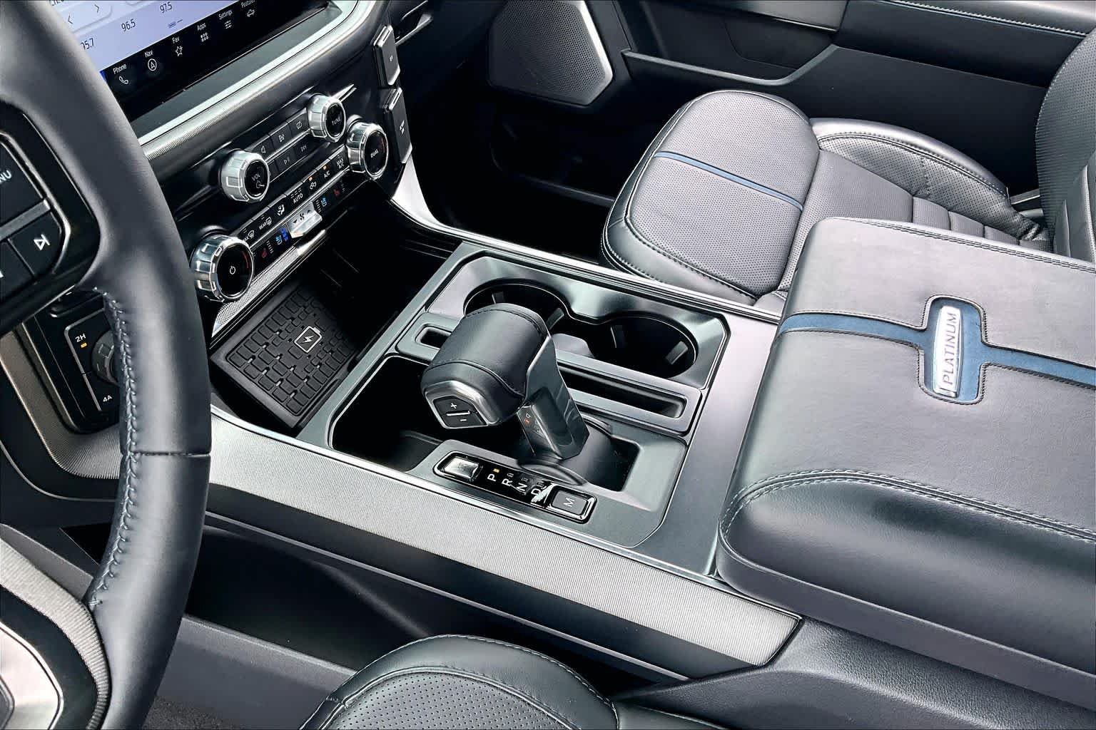 Used 2024 Carbonized Gray Metallic Ford Platinum image 15