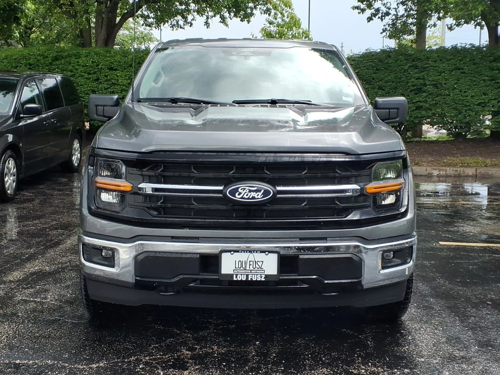 Used 2025 Gray Metallic Ford XLT image 32