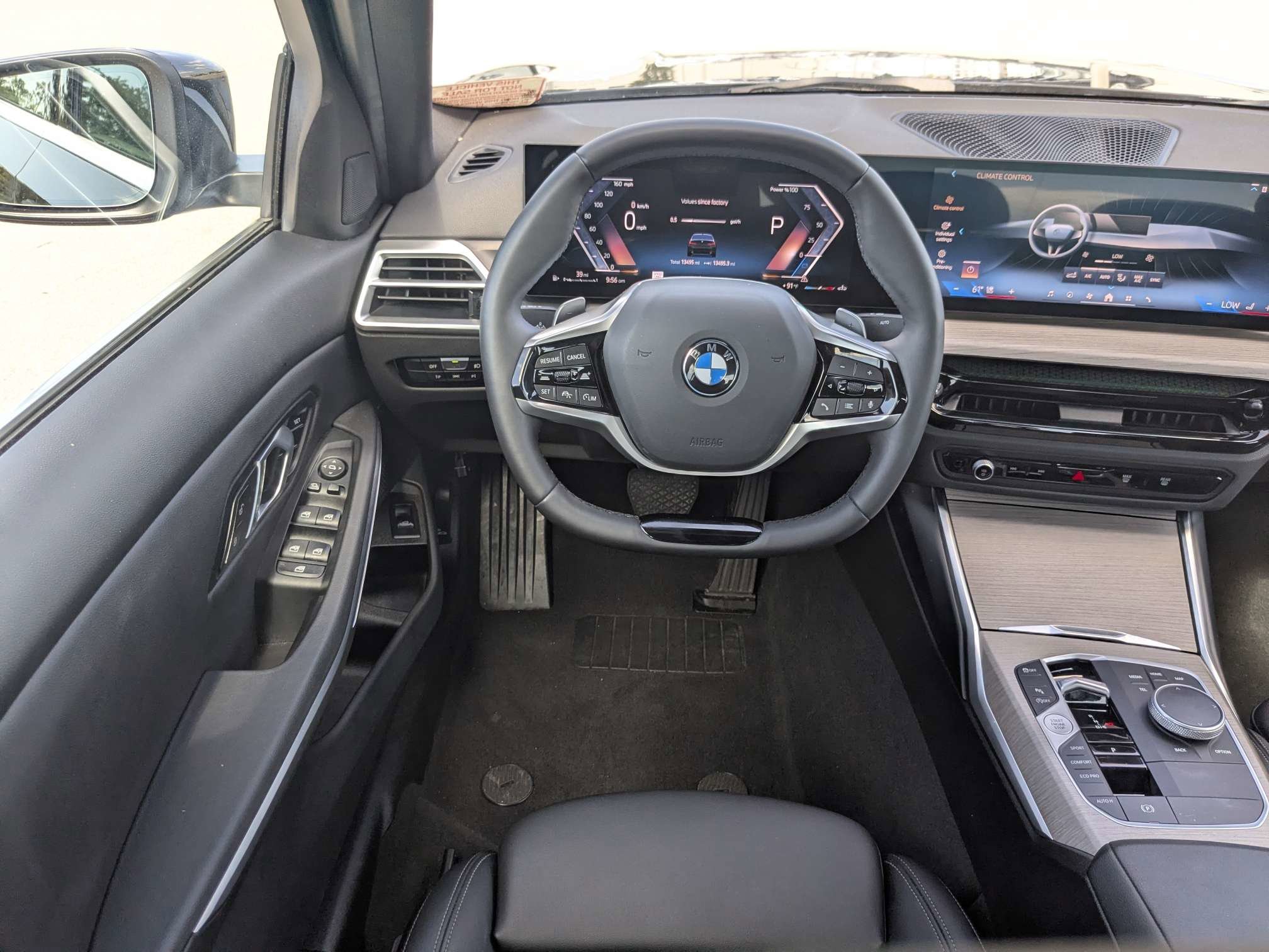 2025 BMW 3 Series 330i - Photo 16