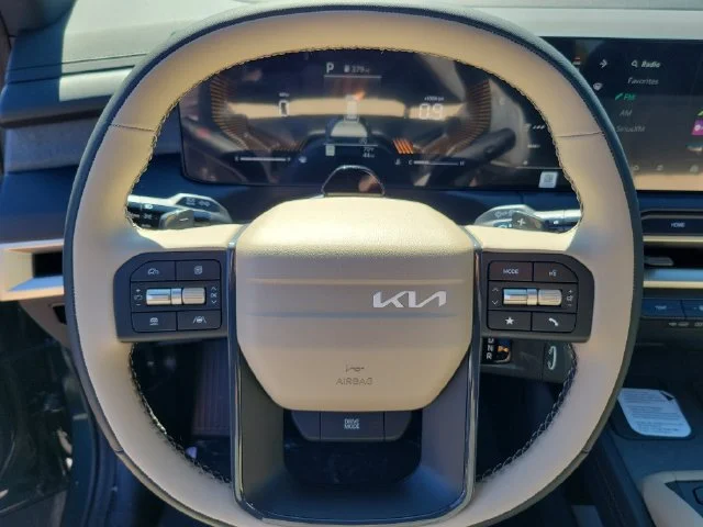 New 2027 Black Jade Green Kia EX image 17