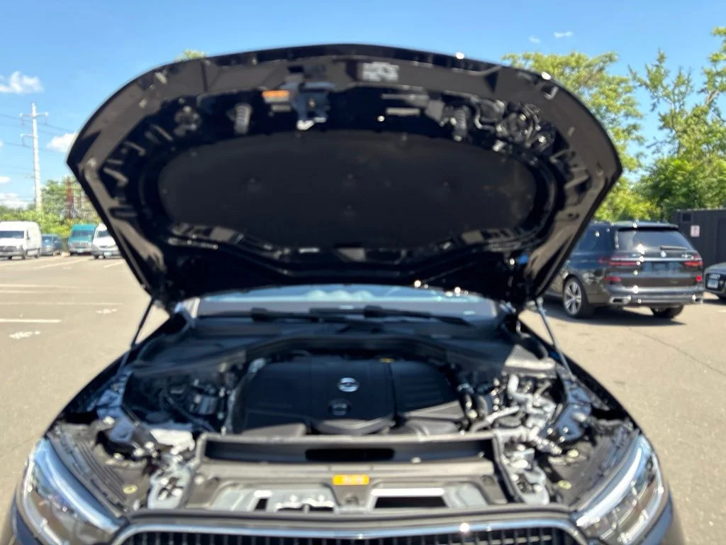 New 2027 Obsidian Black Metallic Mercedes-Benz GLC 300 image 52