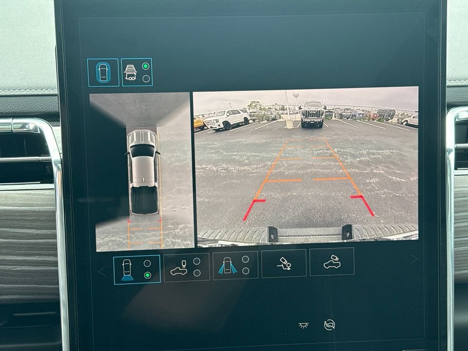 2025 GMC Sierra EV Denali - Photo 27