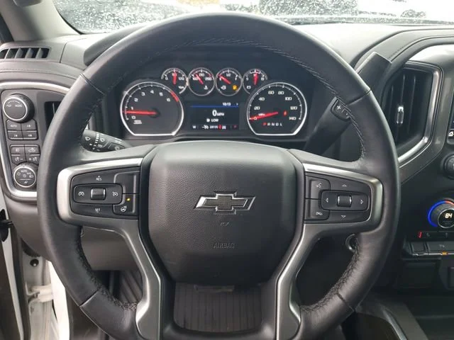 Used 2022 Summit White Chevrolet LT Trail Boss image 10